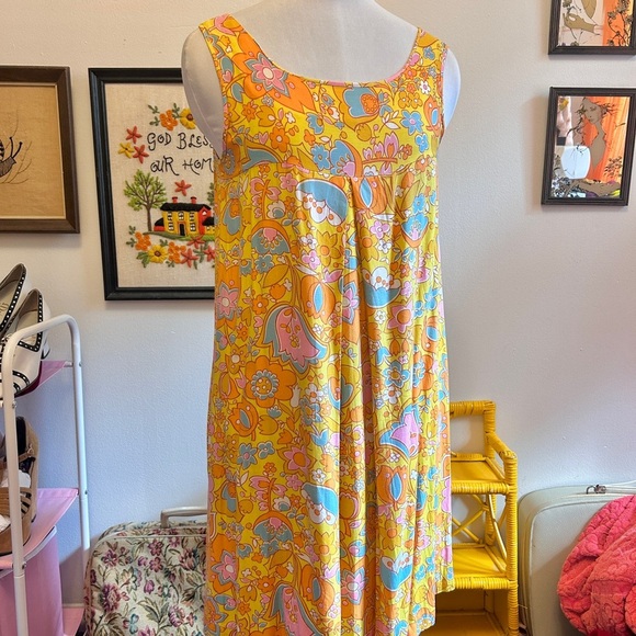 Vintage 60s Mod Floral Swing Dress | Bright Yellow Psychedelic Print - Picture 2 of 7